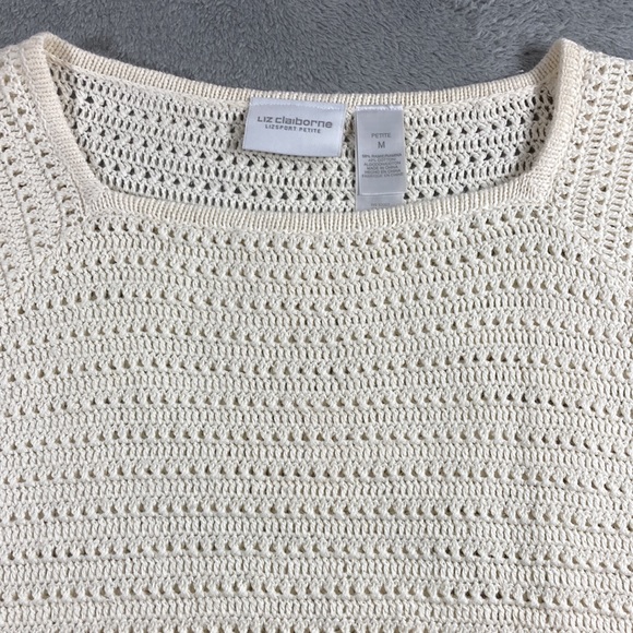 Liz Claiborne Short Sleeve Crotched Cream Colored Top Size M Petite - Picture 2 of 8